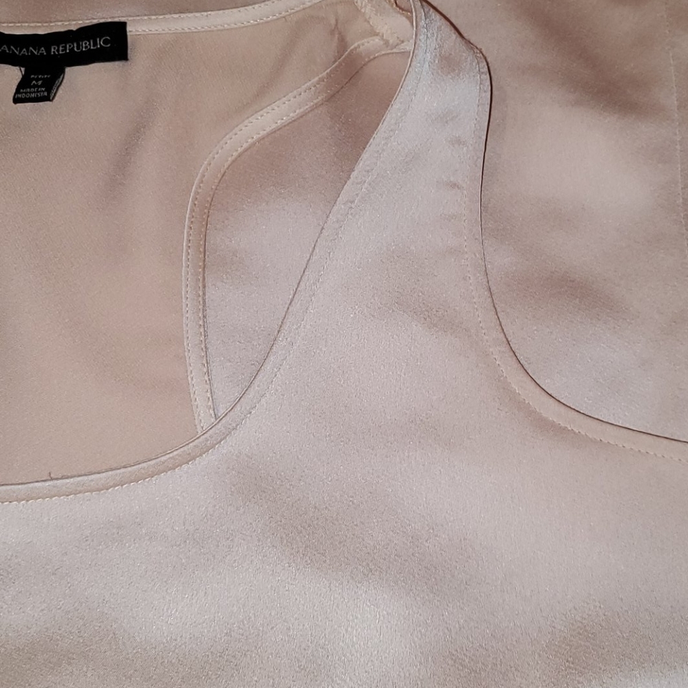 Banana Republic Racerback - Picture 5 of 5